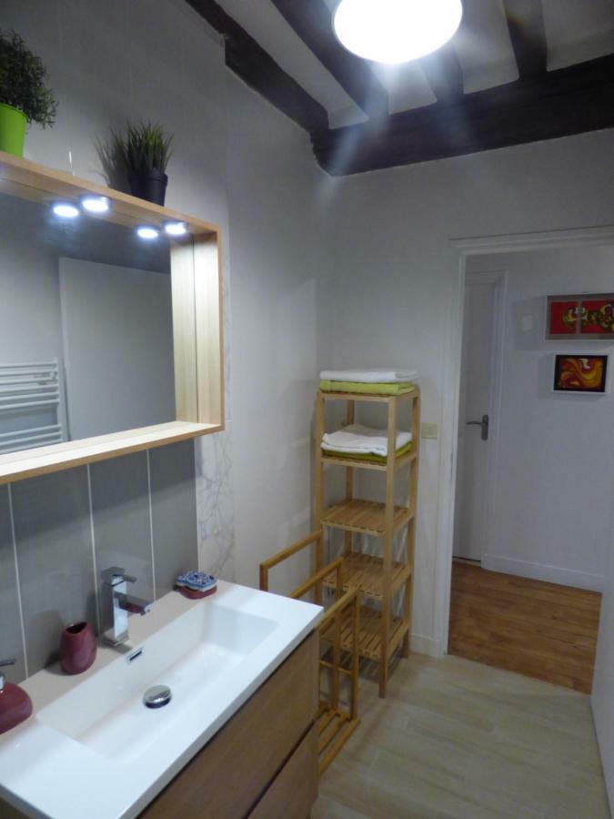 Gite De La Cathedrale Apartment บาเยอ ภายนอก รูปภาพ